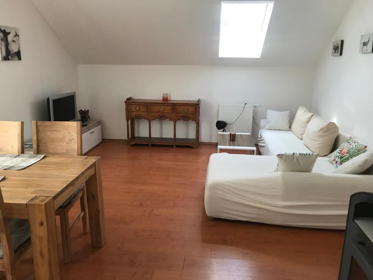 Schoene Ferienwohnung Im Voralpenland Pfaffing Exterior foto